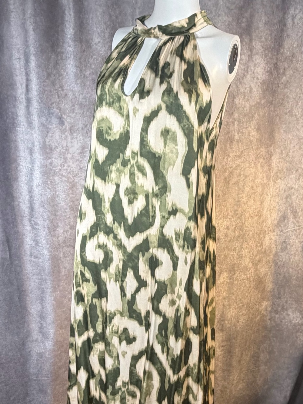 Suzy D London Sleeveless Keyhole Maxi Dress in Olive Ikat Print